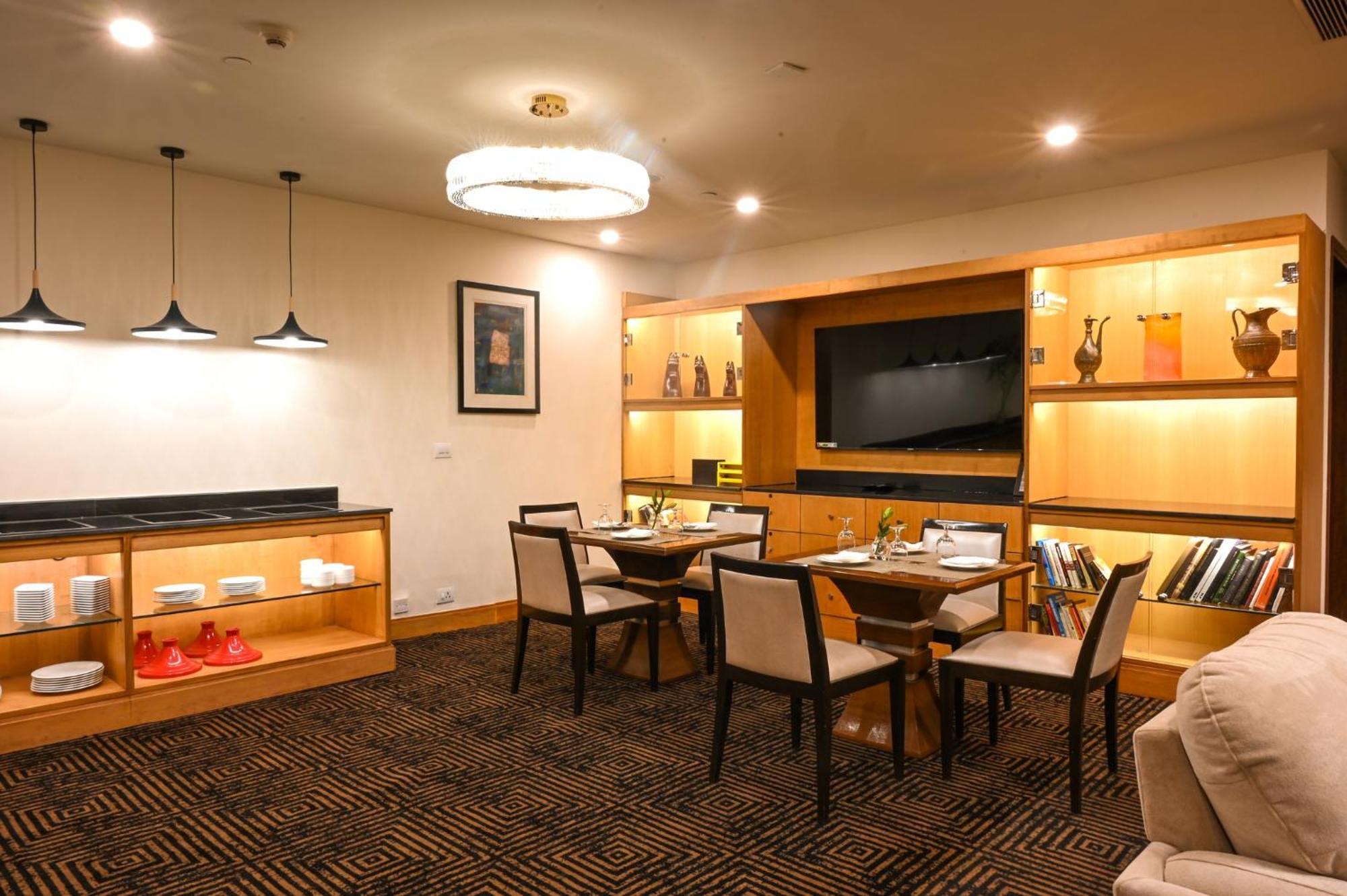 גורגאון Crowne Plaza Today Gurugram By Ihg מראה חיצוני תמונה